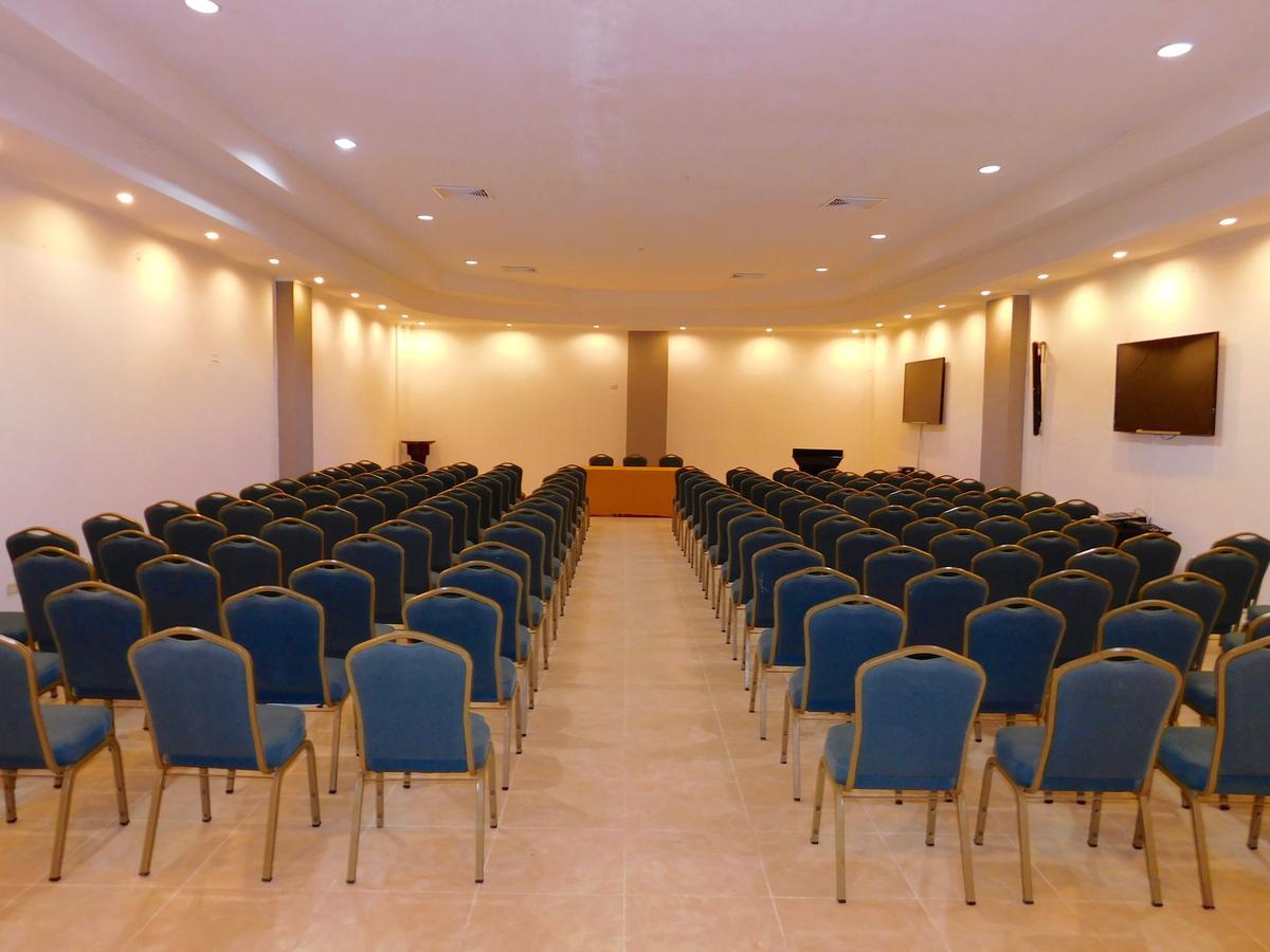 Hotel Gran Via Panama David Bagian luar foto