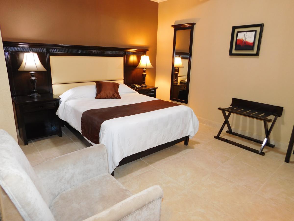 Hotel Gran Via Panama David Bagian luar foto